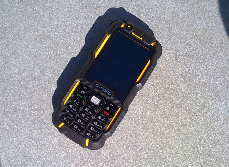 Телефон защищенный ударов. Nomu lm180. Мобильный телефон Nomu lm812. Защищенный телефон gusany h700. Защищённый телефон v8000.